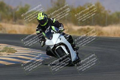 media/Mar-28-2022-Superbike Trackdays (Mon) [[b8603d0f67]]/Open Track Time/Turn 7/